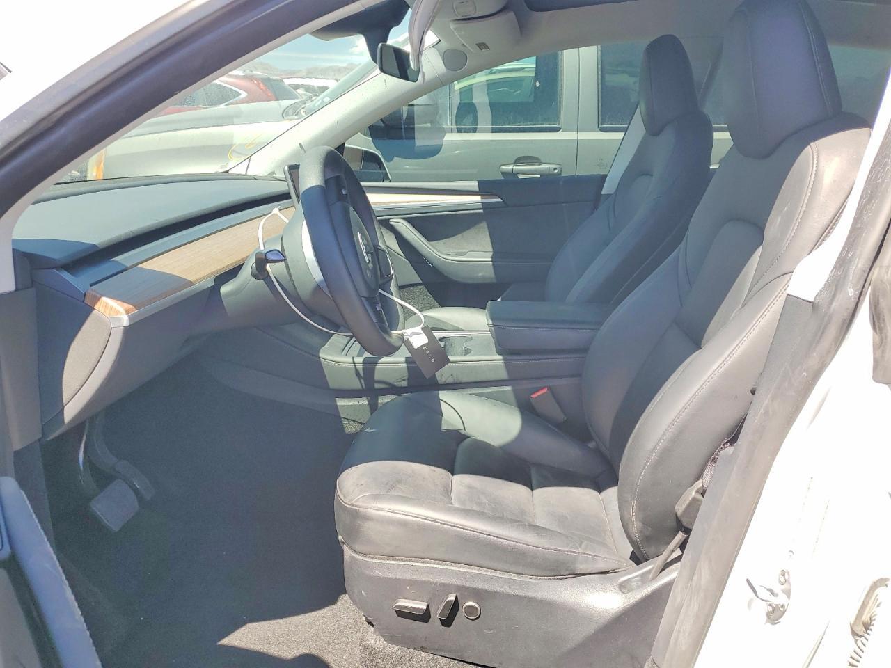 2023 Tesla Model Y - zdjęcie 7