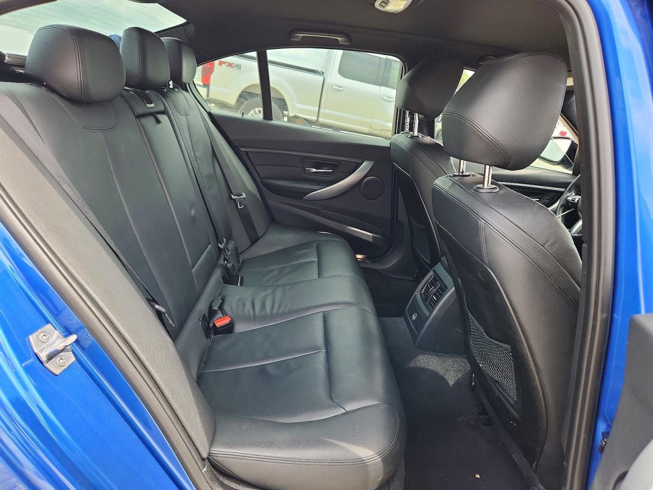 2014 BMW 328 I - zdjęcie 10