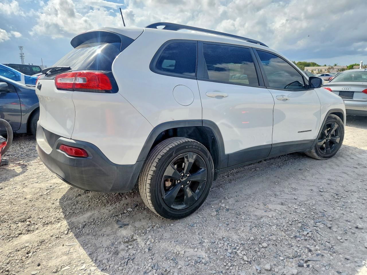 2017 Jeep Cherokee Limited - zdjęcie 3