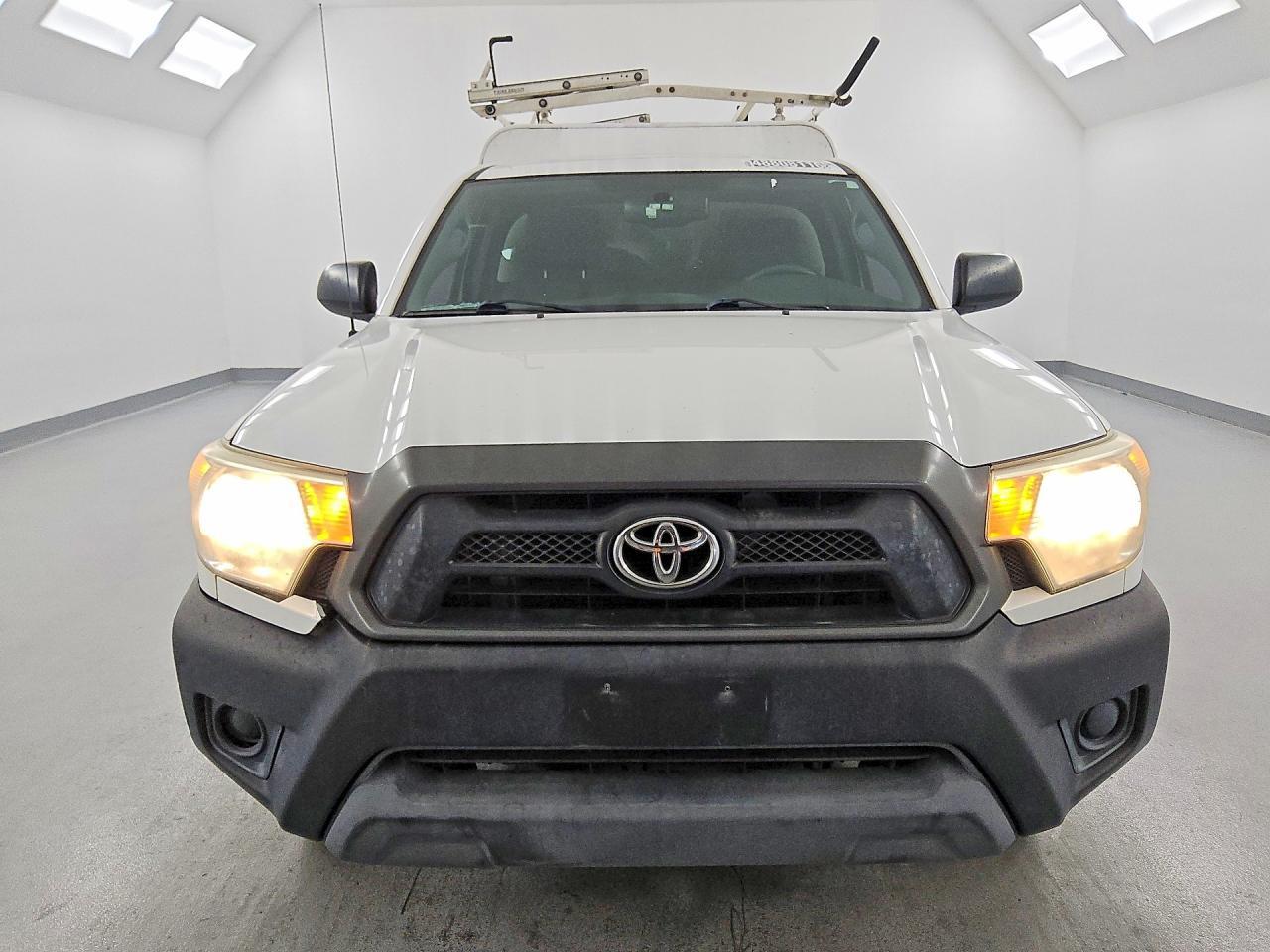 2014 Toyota Tacoma Base - zdjęcie 5