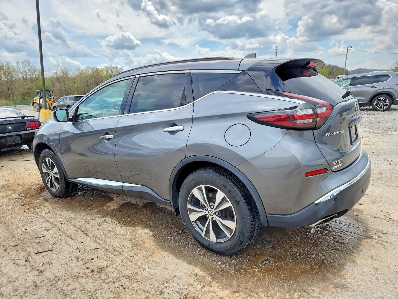 2021 Nissan Murano Sv - zdjęcie 2