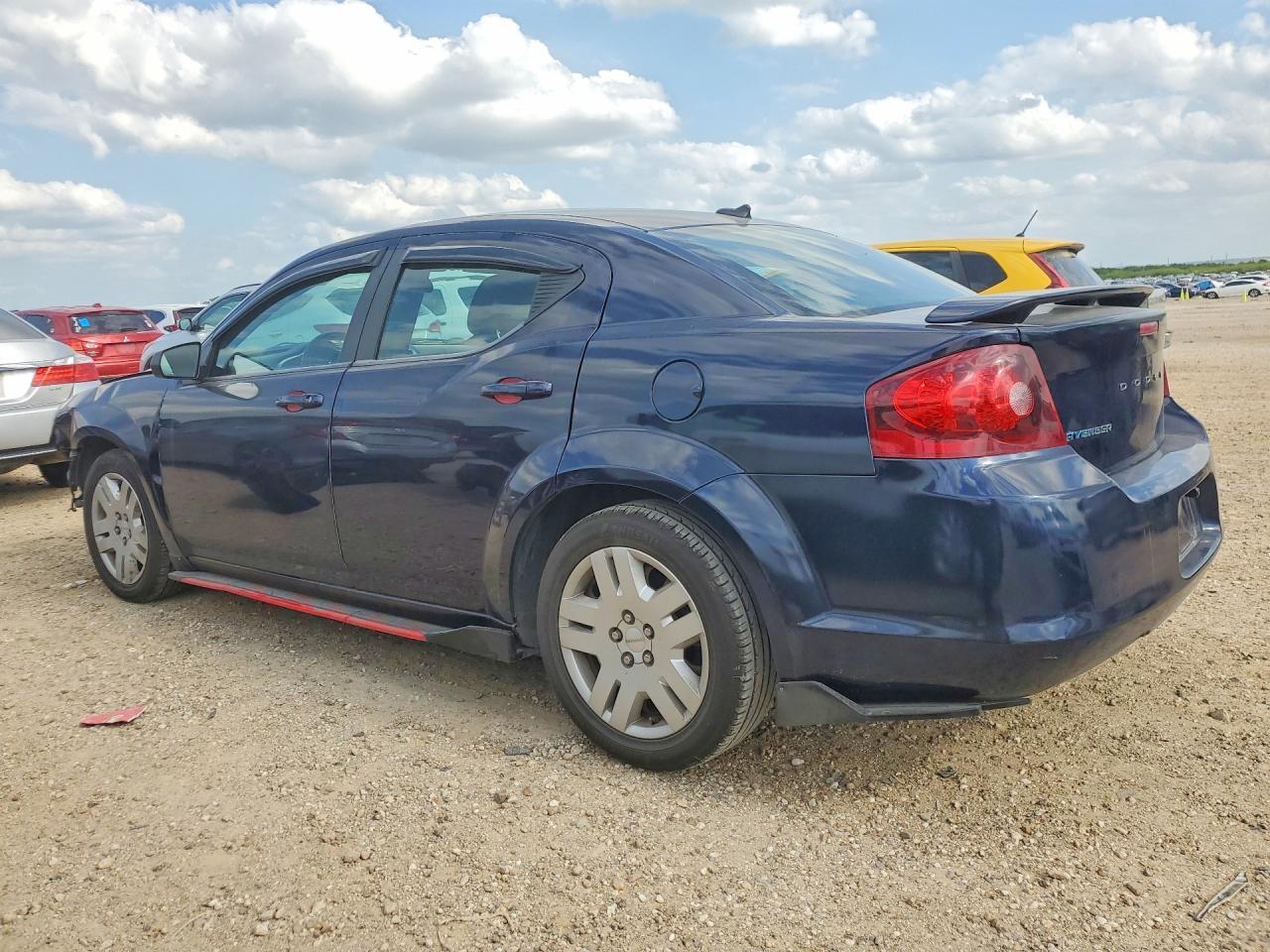 2013 Dodge Avenger Se - zdjęcie 2
