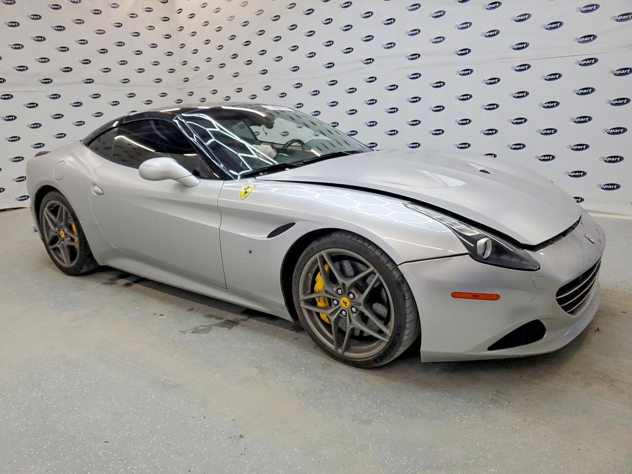2017 Ferrari California T - zdjęcie 4