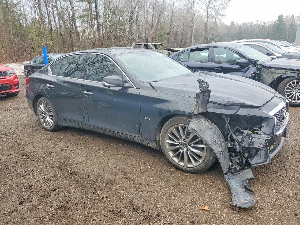 2018 Infiniti Q50 3.0T Luxe - zdjęcie 4