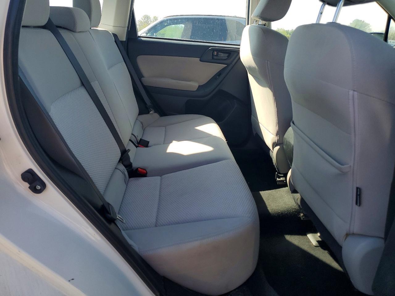 2015 Subaru Forester 2.5I - zdjęcie 11
