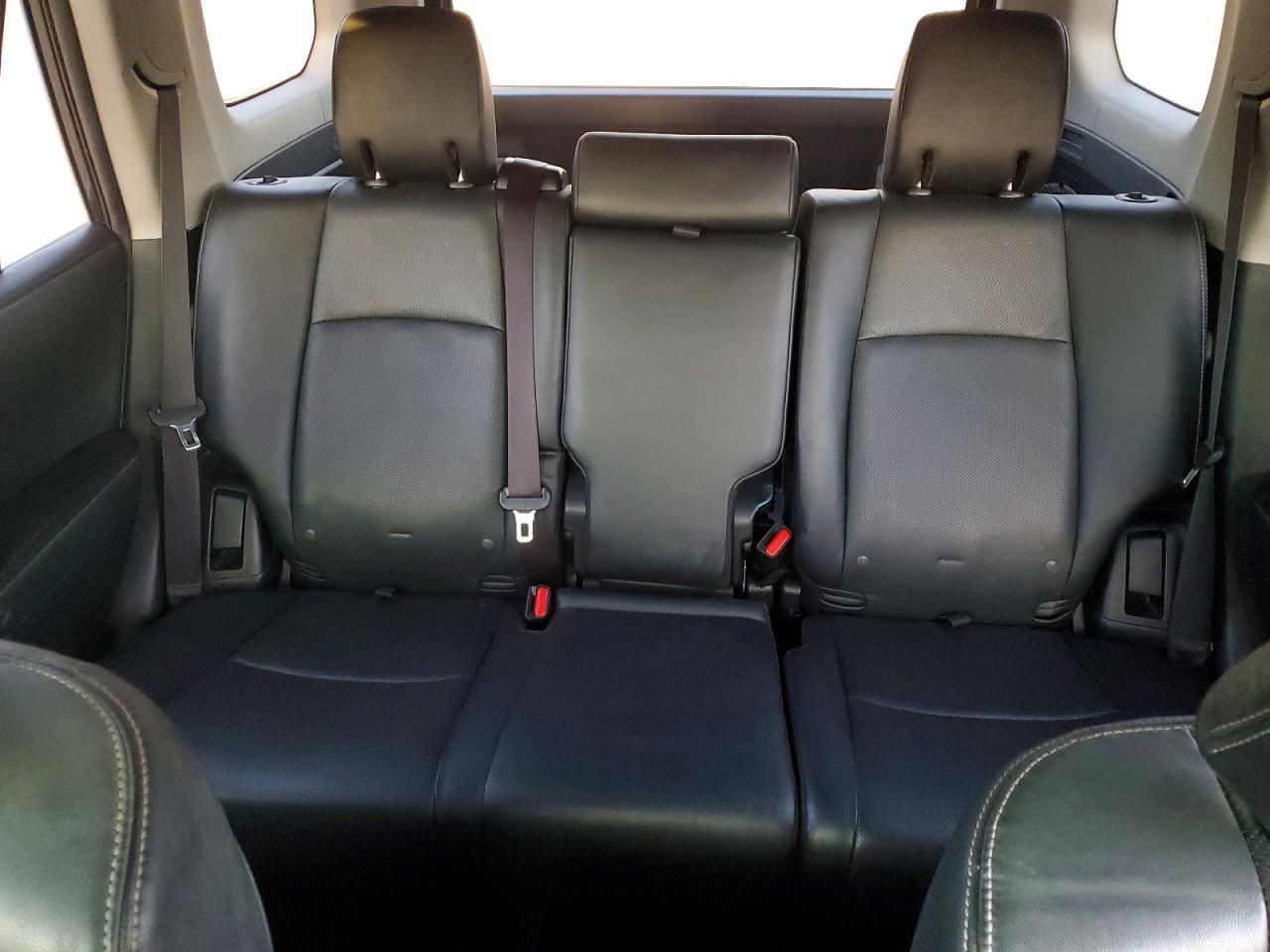 2020 Toyota 4 Runner - zdjęcie 10