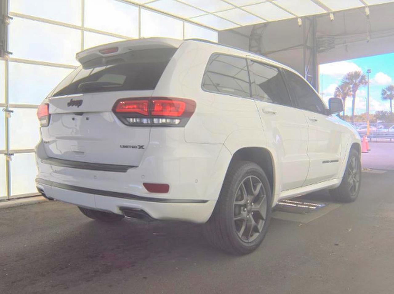 2020 Jeep Grand Cherokee Limited - zdjęcie 4