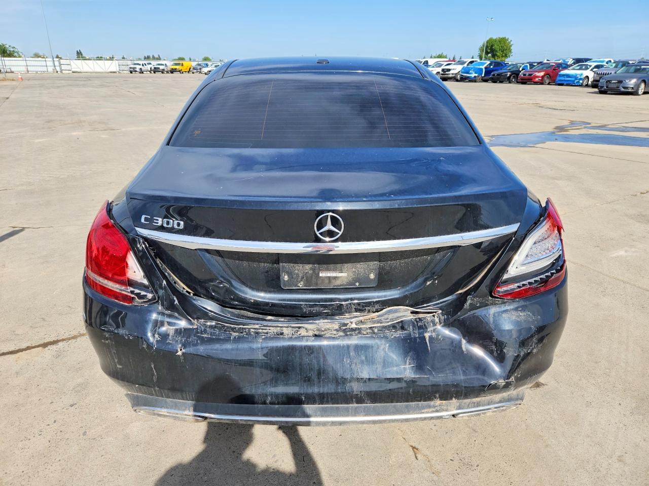 2021 Mercedes-Benz C 300 - zdjęcie 6