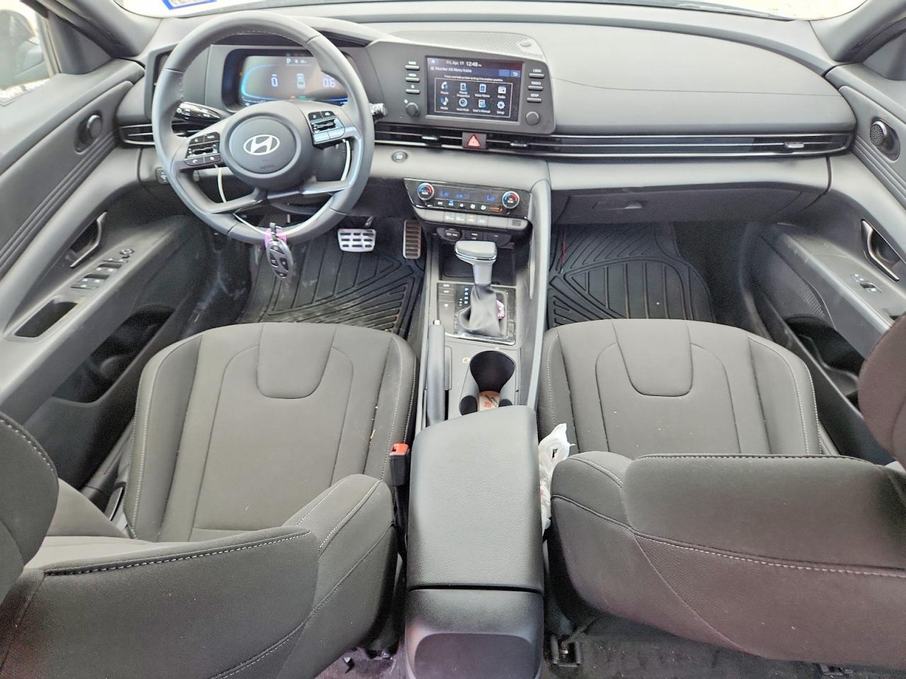 2025 Hyundai Elantra Sel Sport - zdjęcie 8
