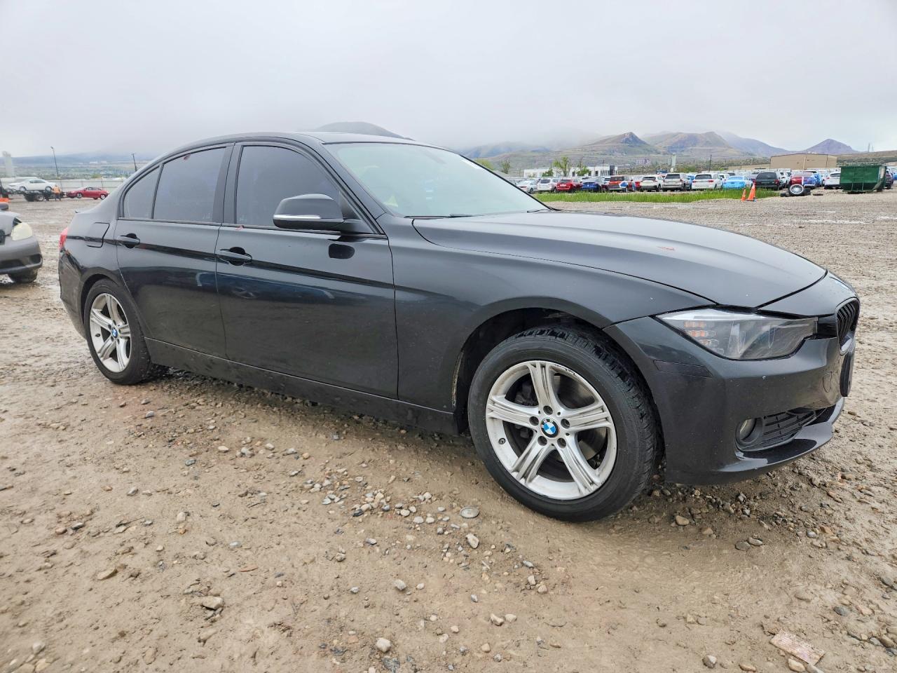 2015 BMW 320 I xDrive - zdjęcie 4