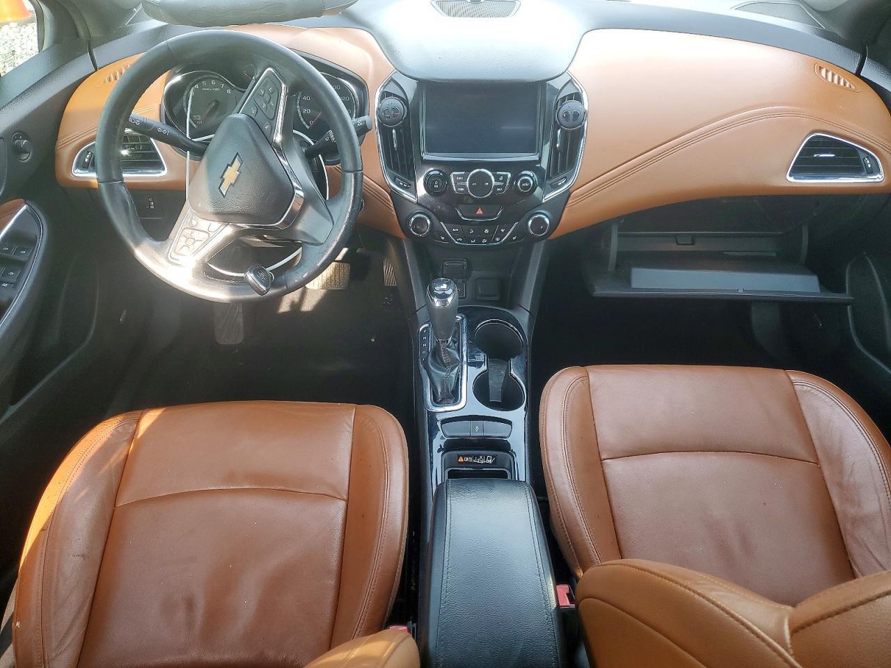 2017 Chevrolet Cruze Premier - zdjęcie 8