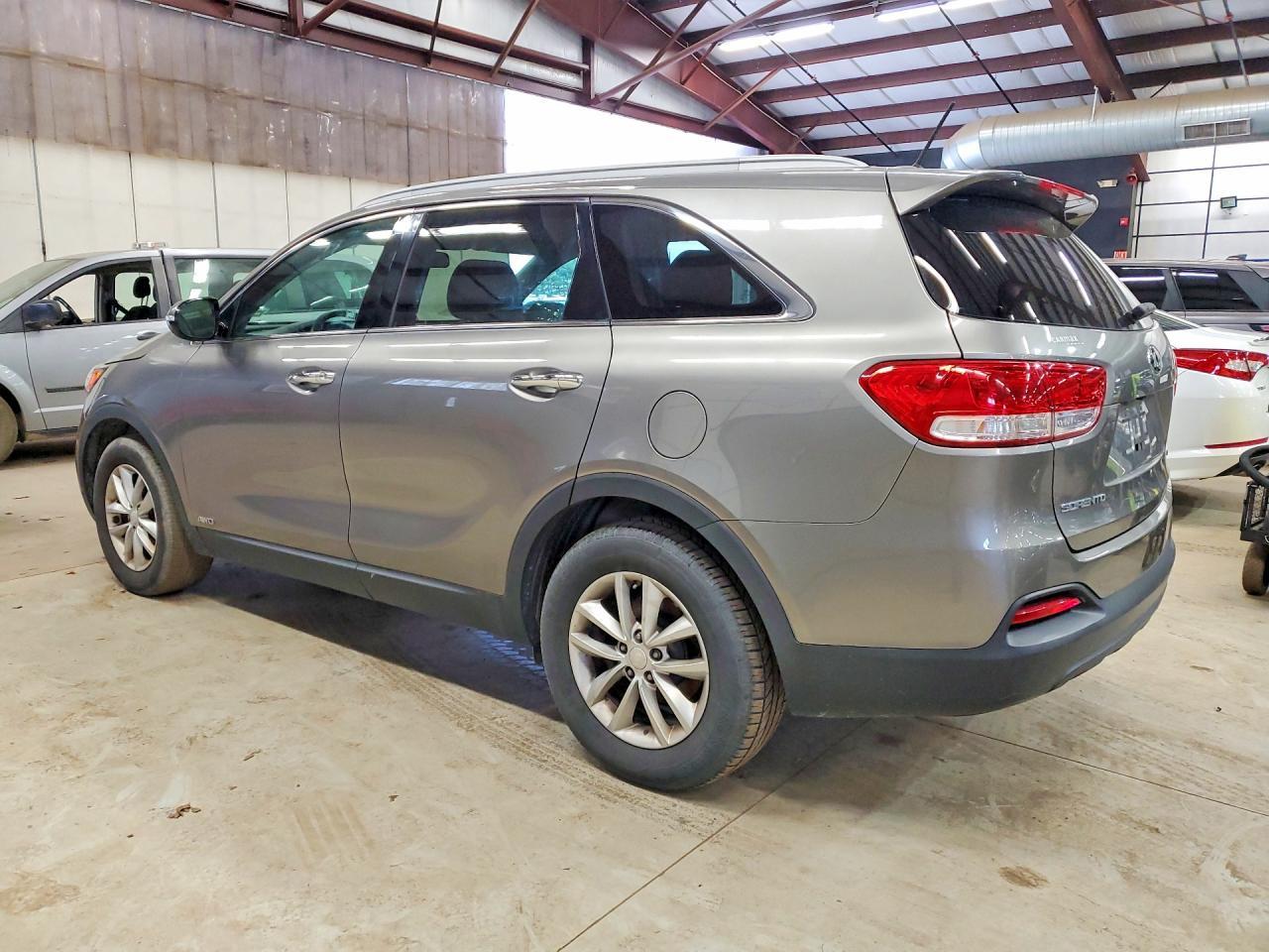 2016 Kia Sorento Lx - zdjęcie 2