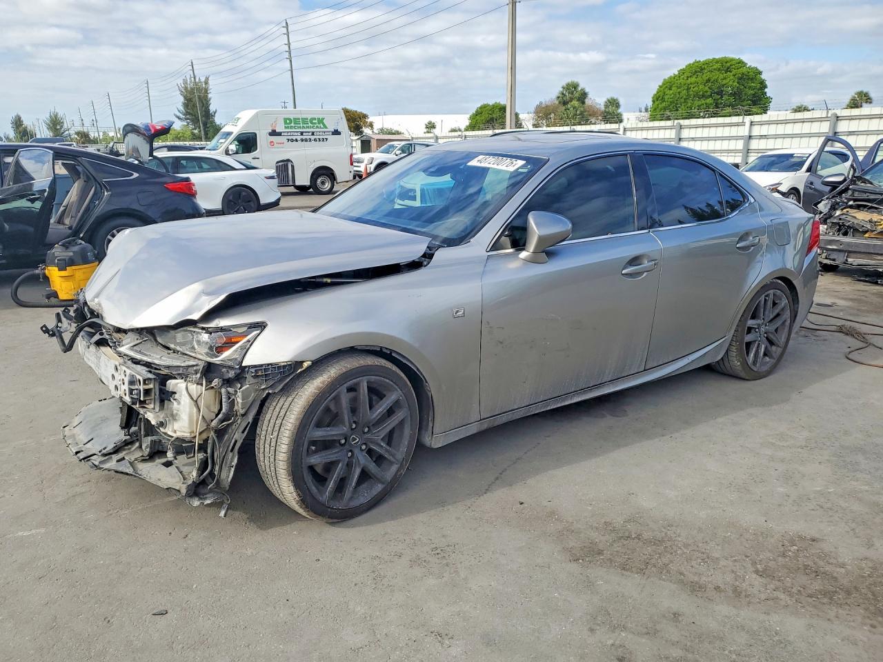 2017 Lexus Is 200T Base - zdjęcie główne