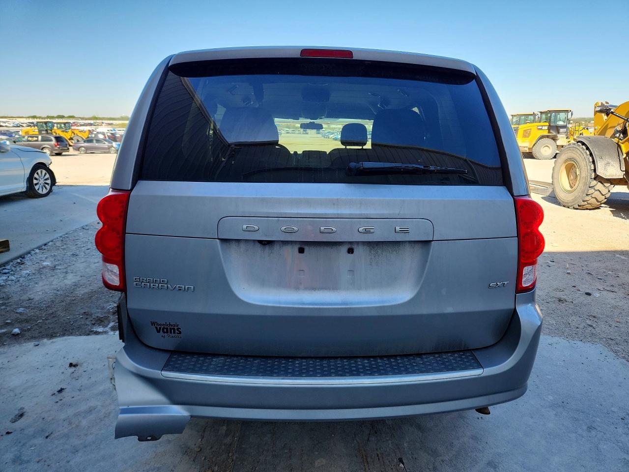 2015 Dodge Grand Caravan Sxt - zdjęcie 6
