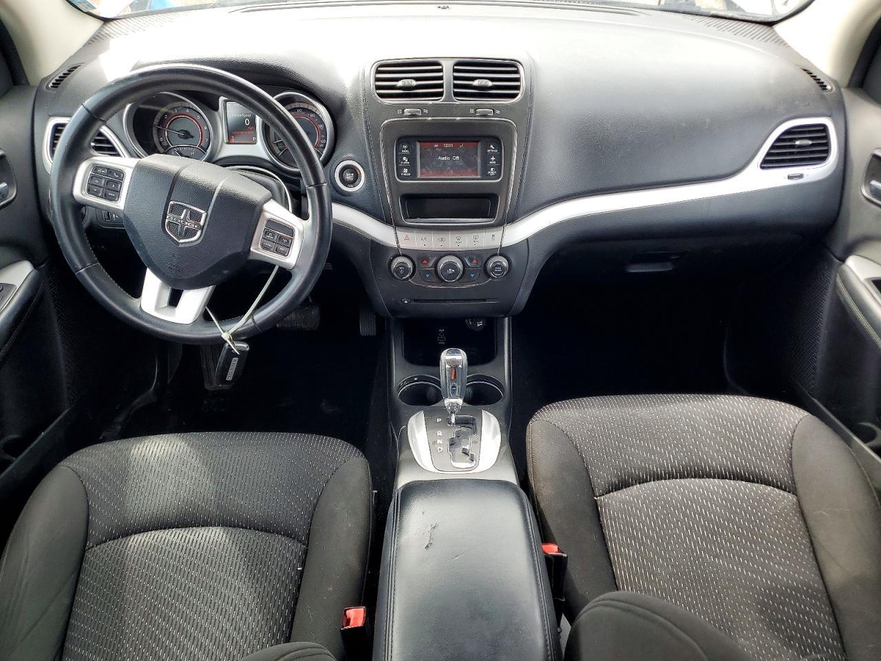 2017 Dodge Journey Crossroad - zdjęcie 8
