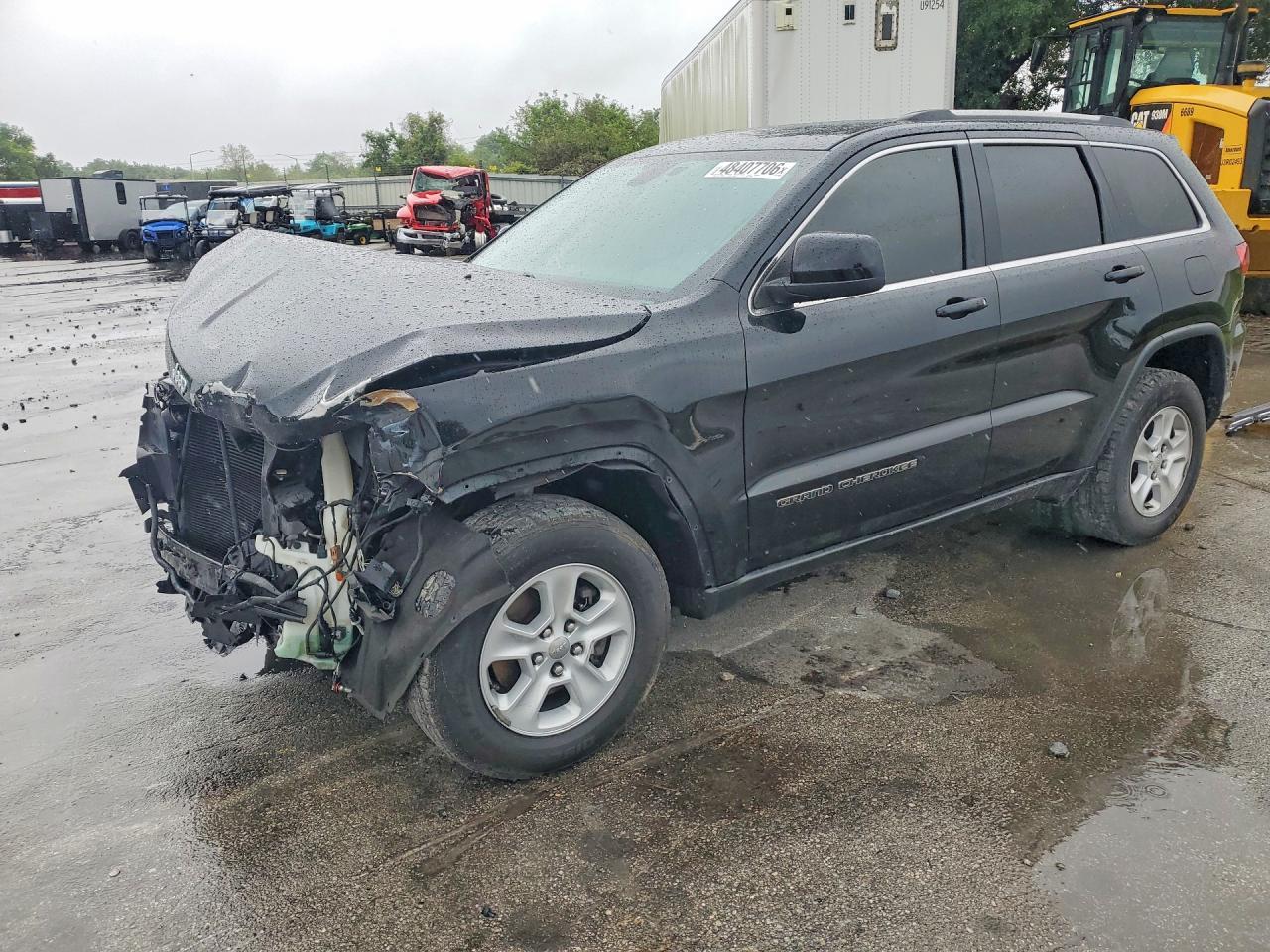 2017 Jeep Grand Cherokee Laredo - zdjęcie główne