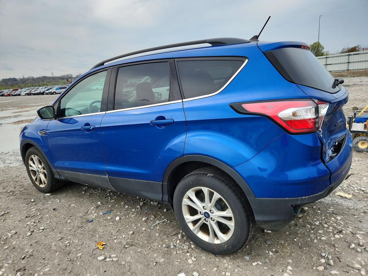 2018 Ford Escape Sel - zdjęcie 2