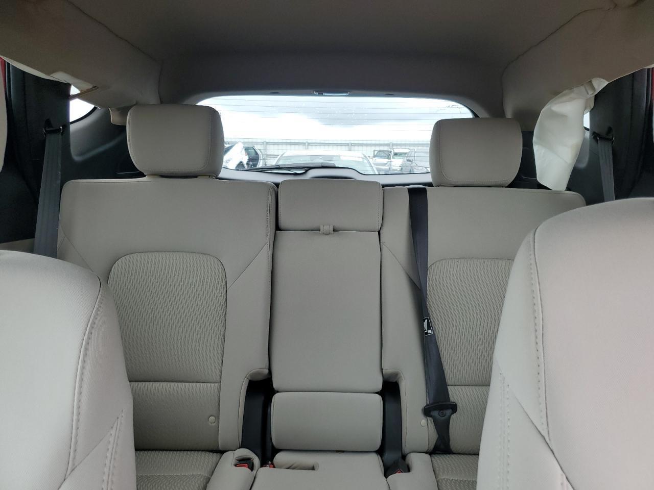 2016 Hyundai Santa Fe Sport 2.4L - zdjęcie 10