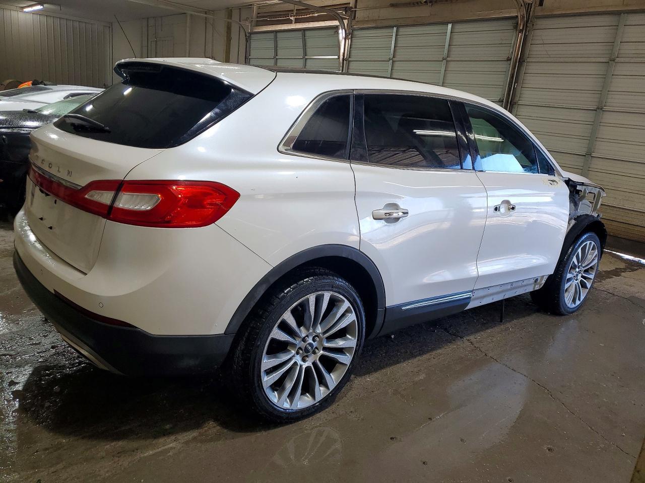 2016 Lincoln Mkx Reserve - zdjęcie 3
