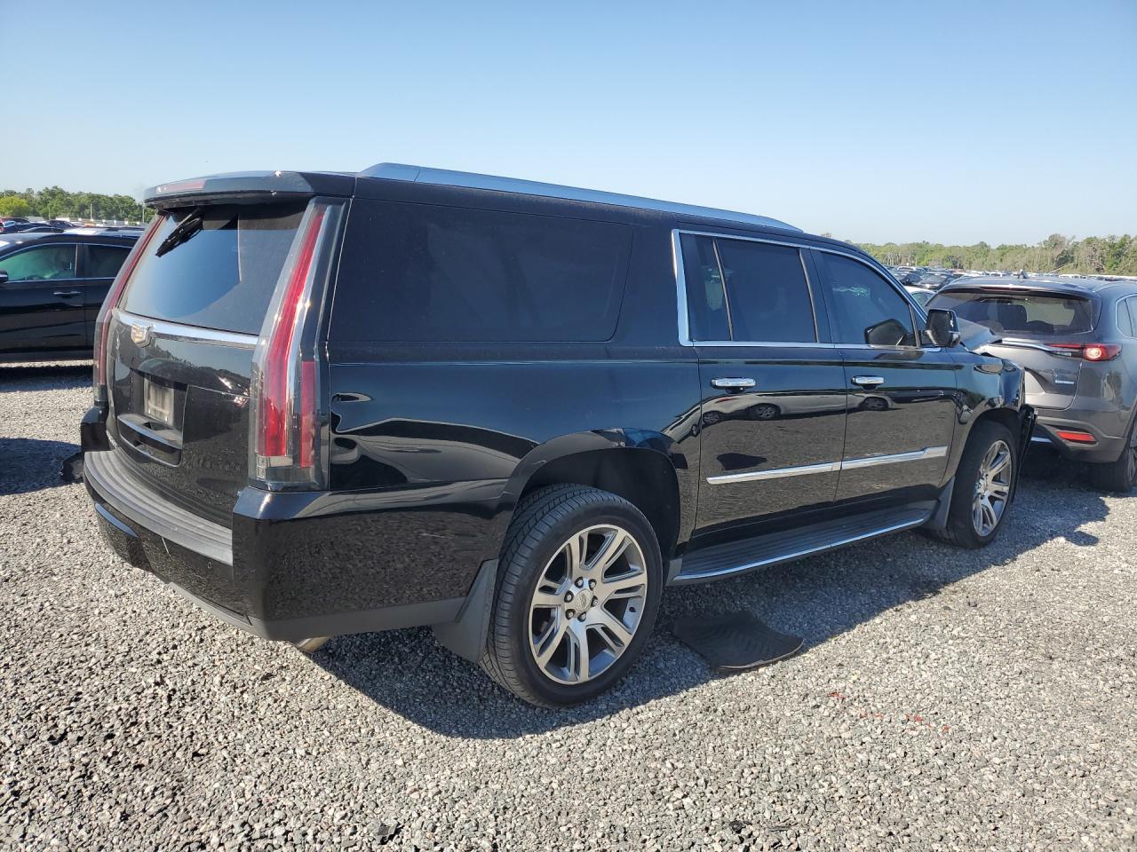 2016 Cadillac Escalade Esv Luxury - zdjęcie 3