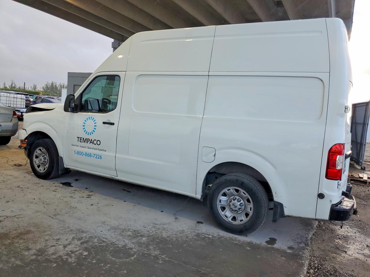 2018 Nissan Nv 2500 S - zdjęcie 2