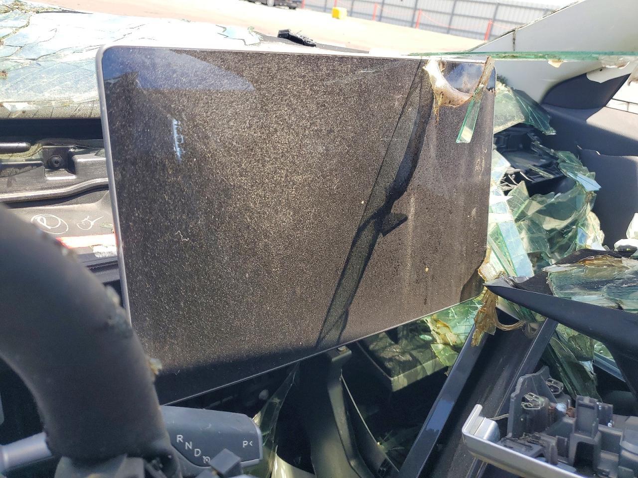 2018 Tesla Model 3 - zdjęcie 9