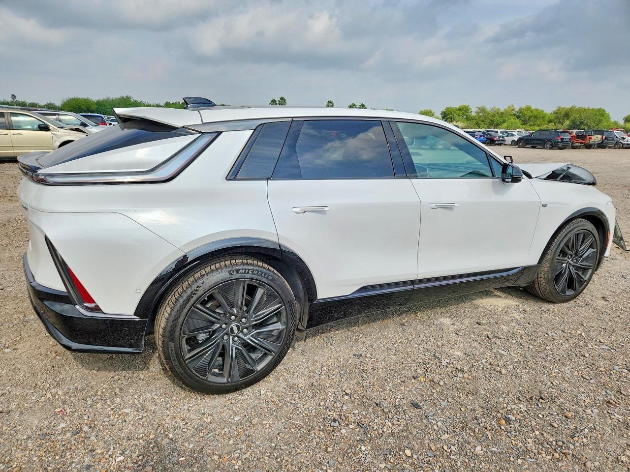 2024 Cadillac Lyriq Sport - zdjęcie 3