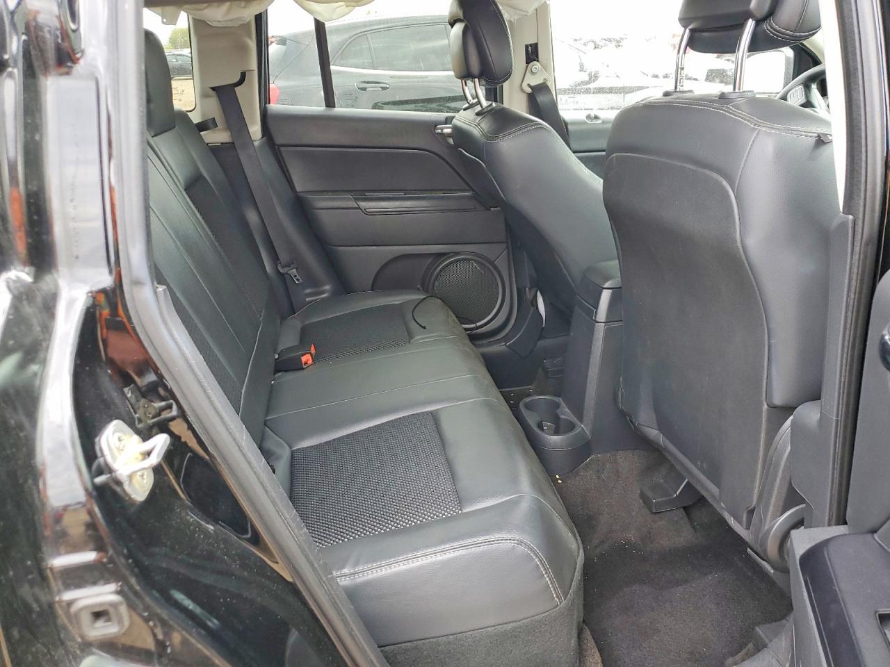 2014 Jeep Compass - zdjęcie 10