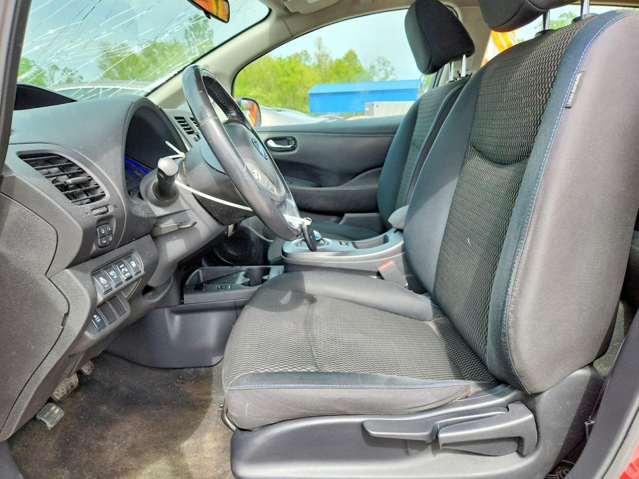 2014 Nissan Leaf S - zdjęcie 7