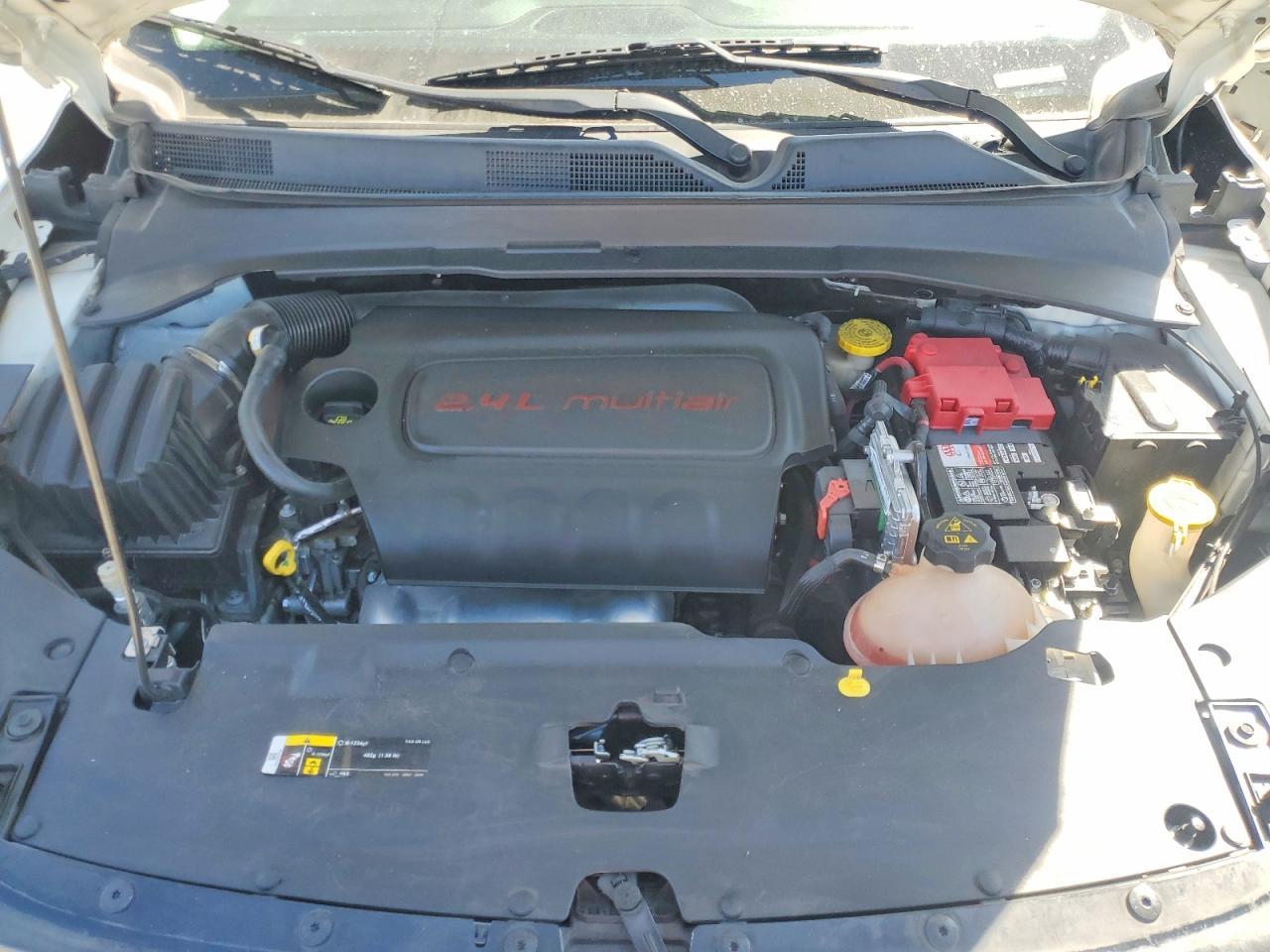 2021 Jeep Compass Latitude - zdjęcie 12