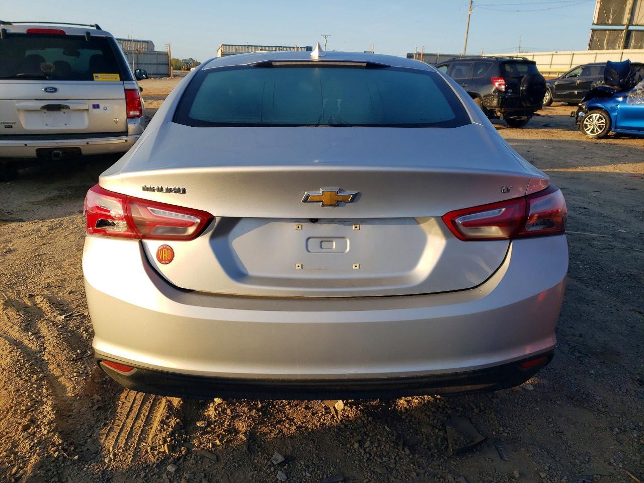 2022 Chevrolet Malibu Lt - zdjęcie 6