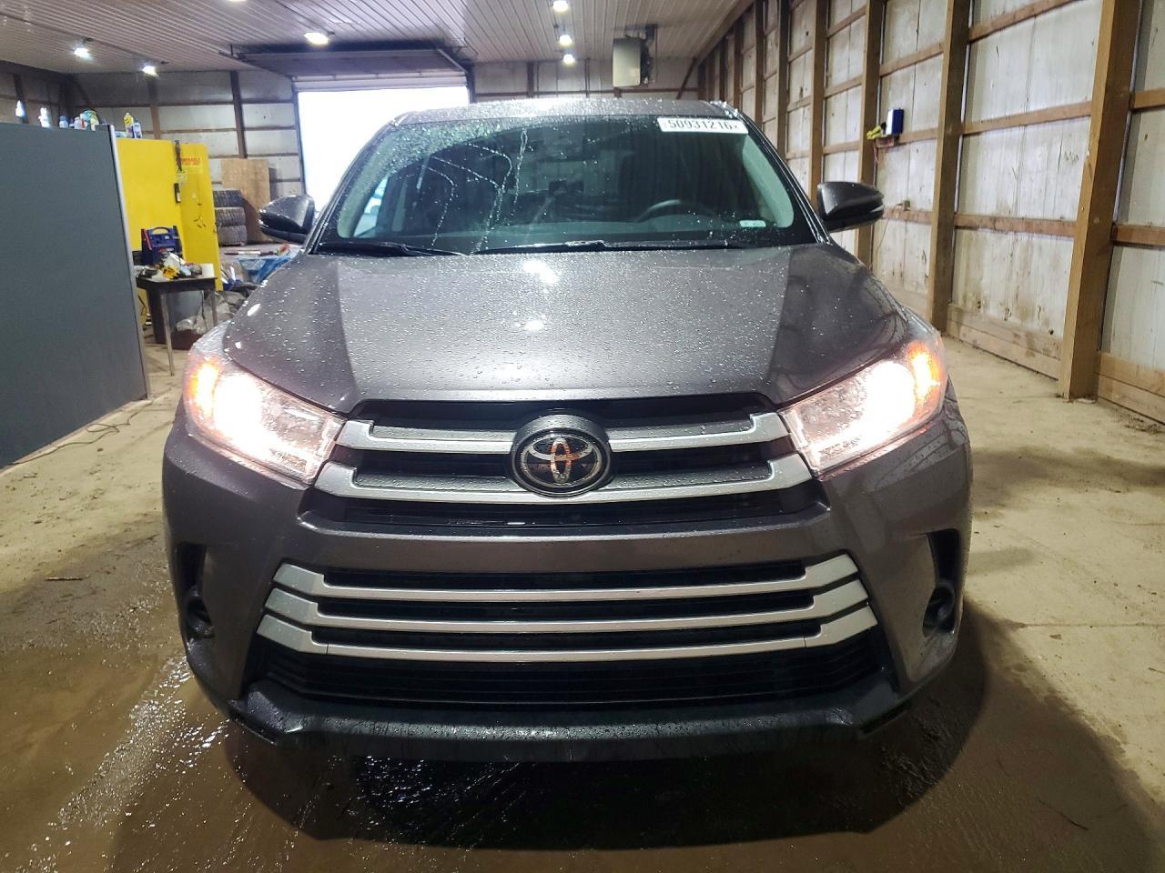 2019 Toyota Highlander Le - zdjęcie 5