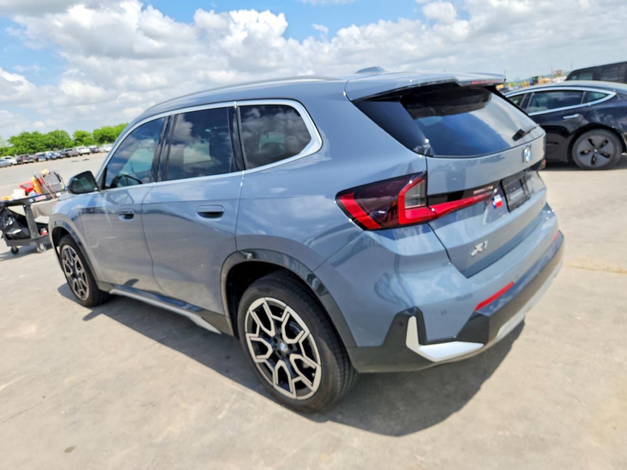 2026 BMW X1 xDrive28I - zdjęcie 2