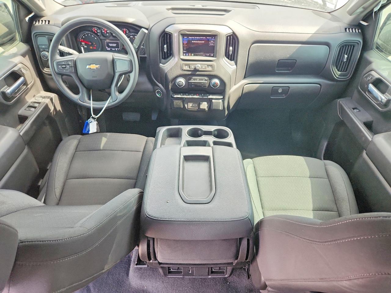 2025 Chevrolet Silverado C1500 Custom - zdjęcie 8