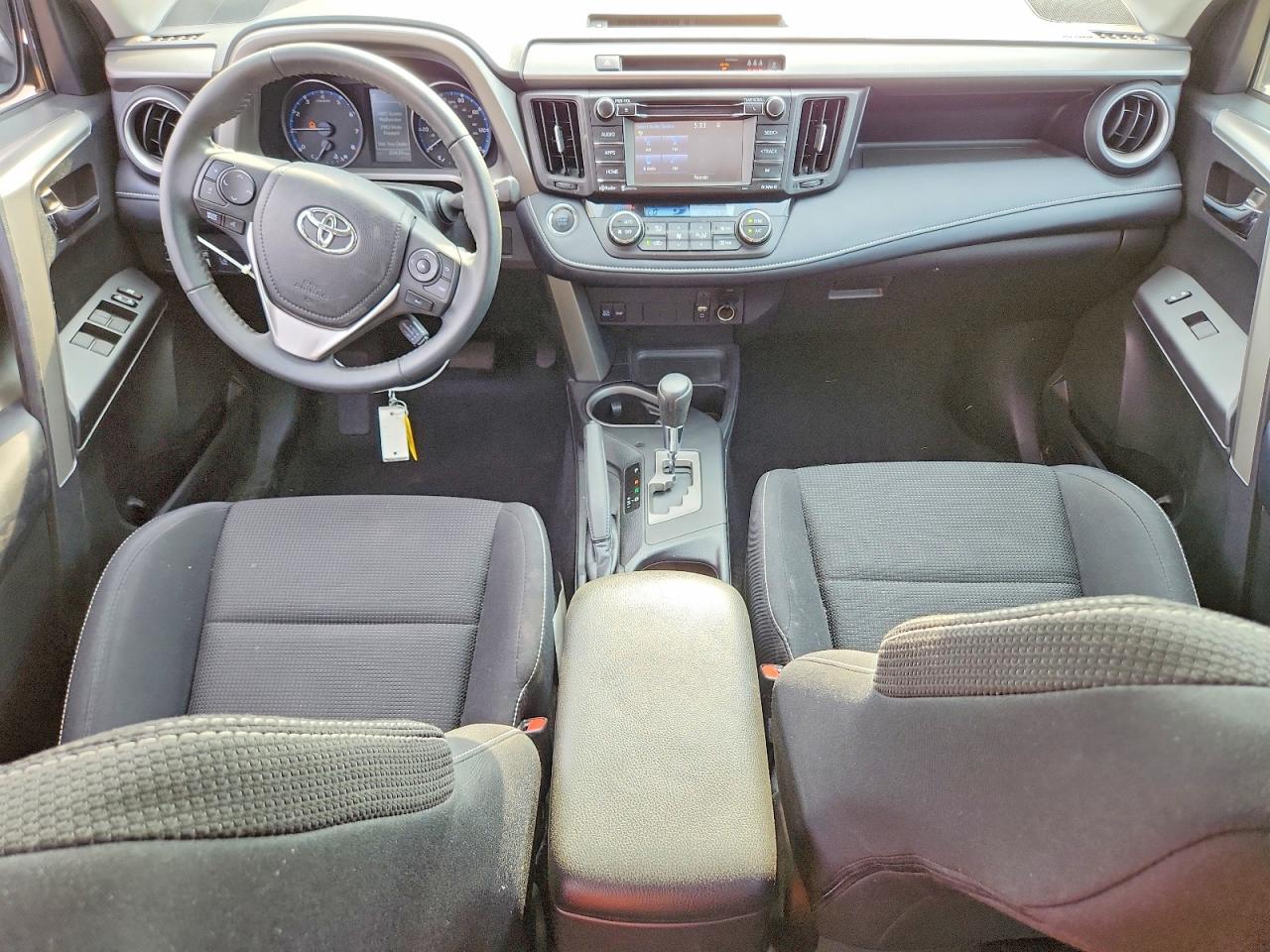 2017 Toyota Rav4 Xle - zdjęcie 8