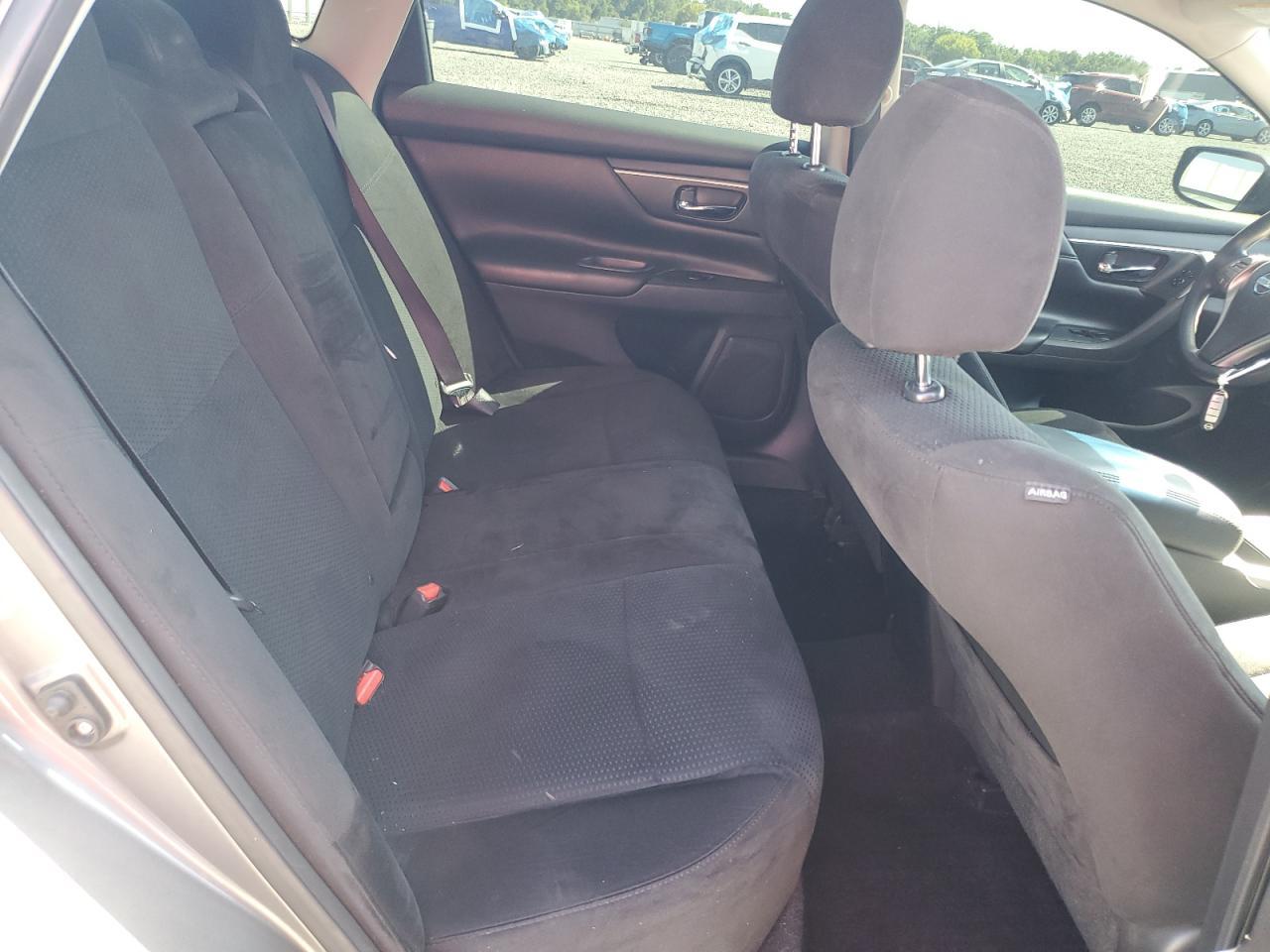 2015 Nissan Altima 2.5 - zdjęcie 10