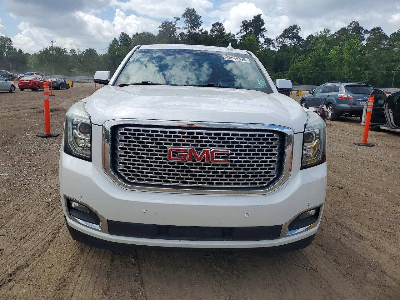 2017 GMC Yukon Denali - zdjęcie 5
