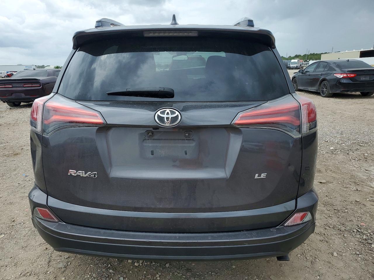 2017 Toyota Rav4 Le - zdjęcie 6