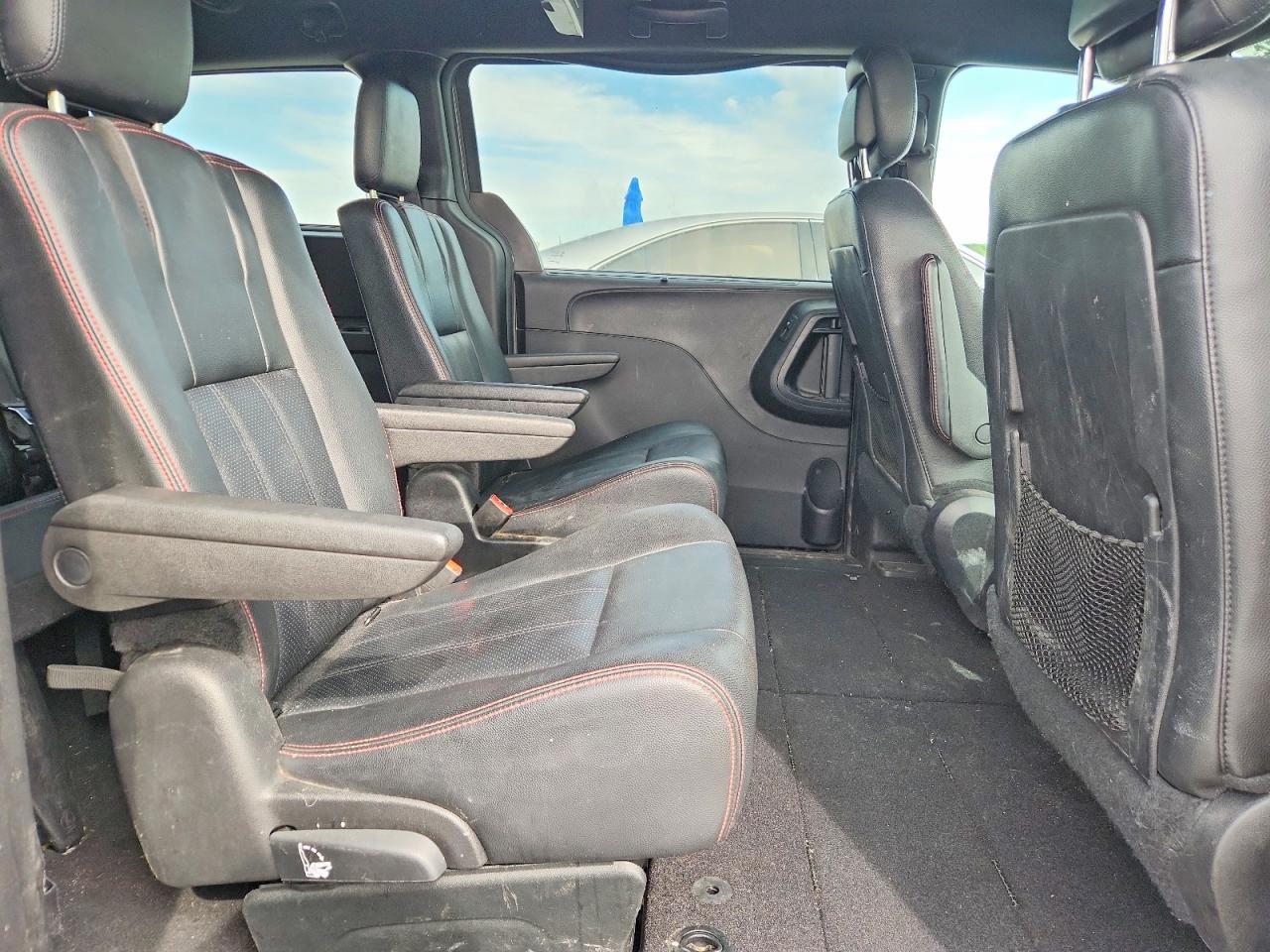 2019 Dodge Grand Caravan Gt - zdjęcie 11