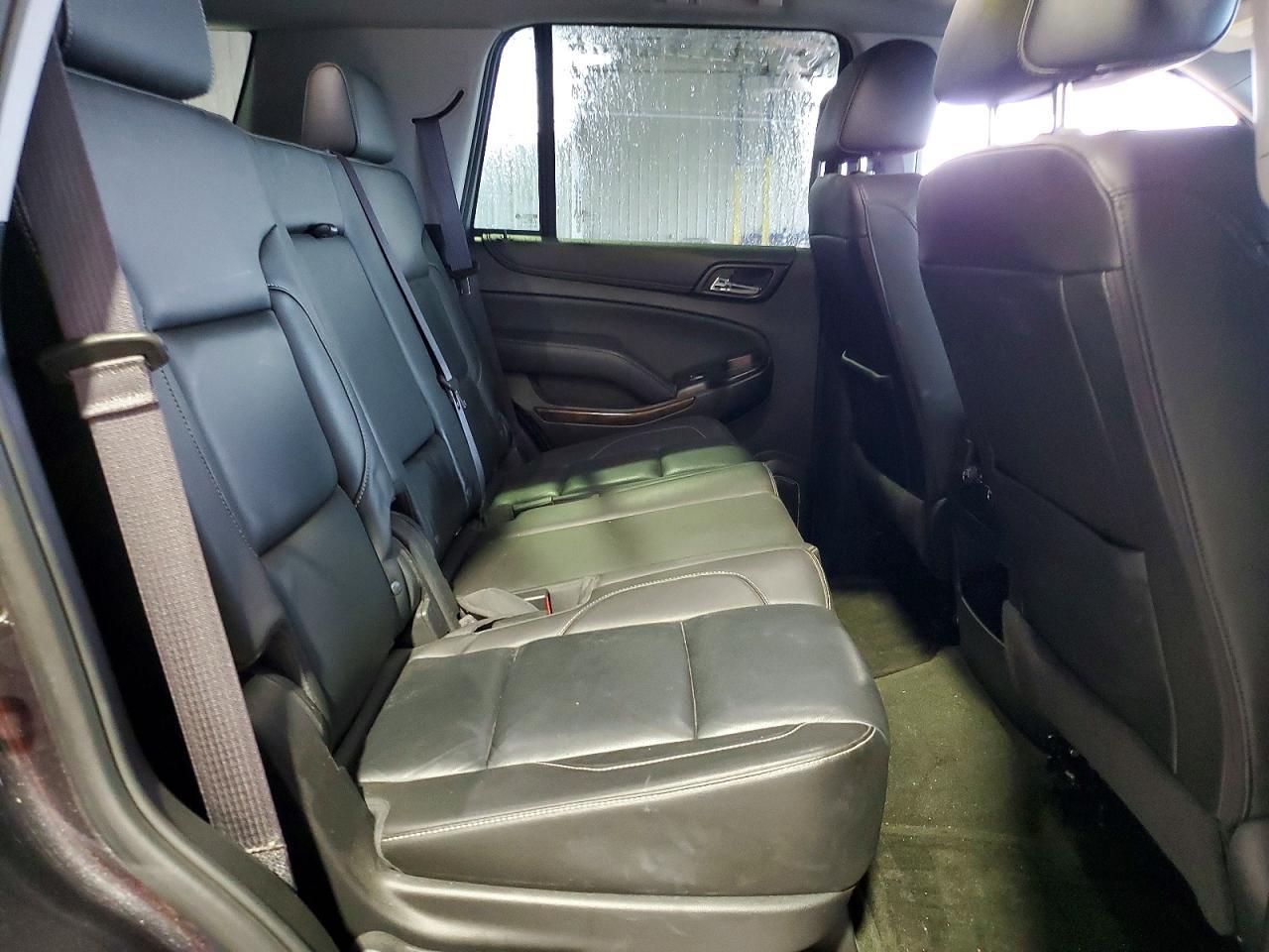2016 Chevrolet Tahoe C1500 Lt - zdjęcie 11