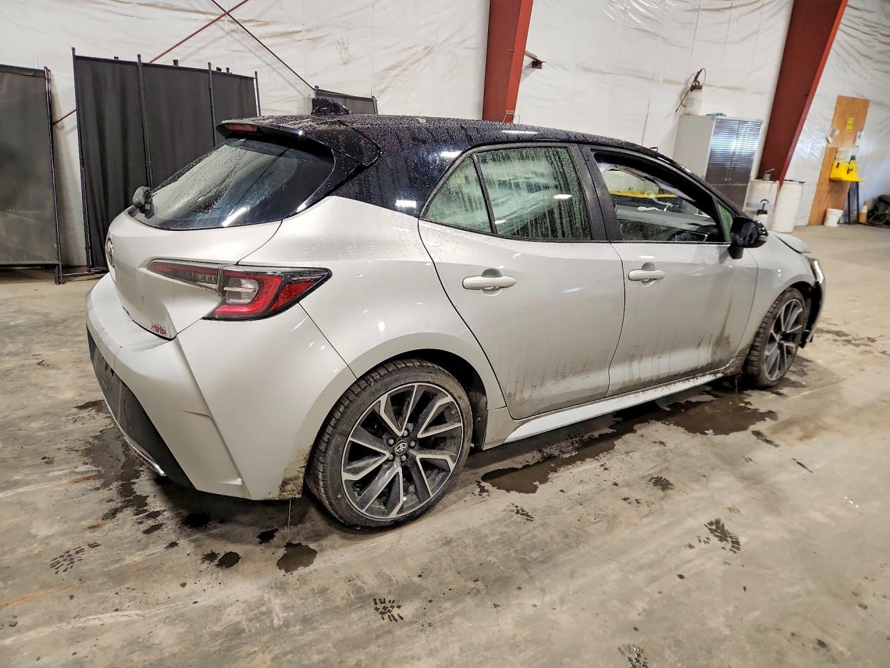 2020 Toyota Corolla Xse - zdjęcie 3