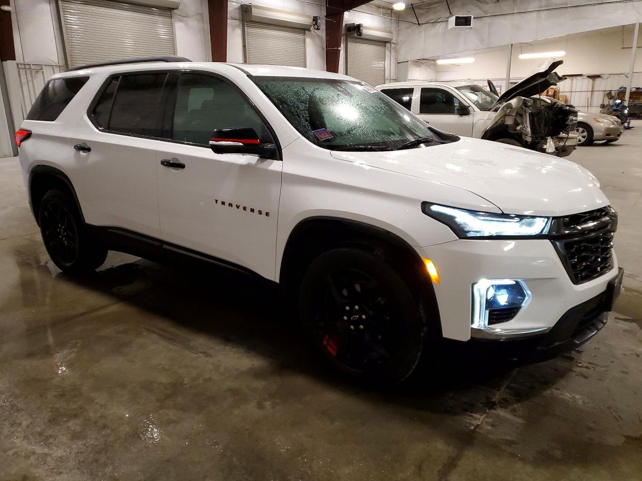 2023 Chevrolet Traverse Premier - zdjęcie 4