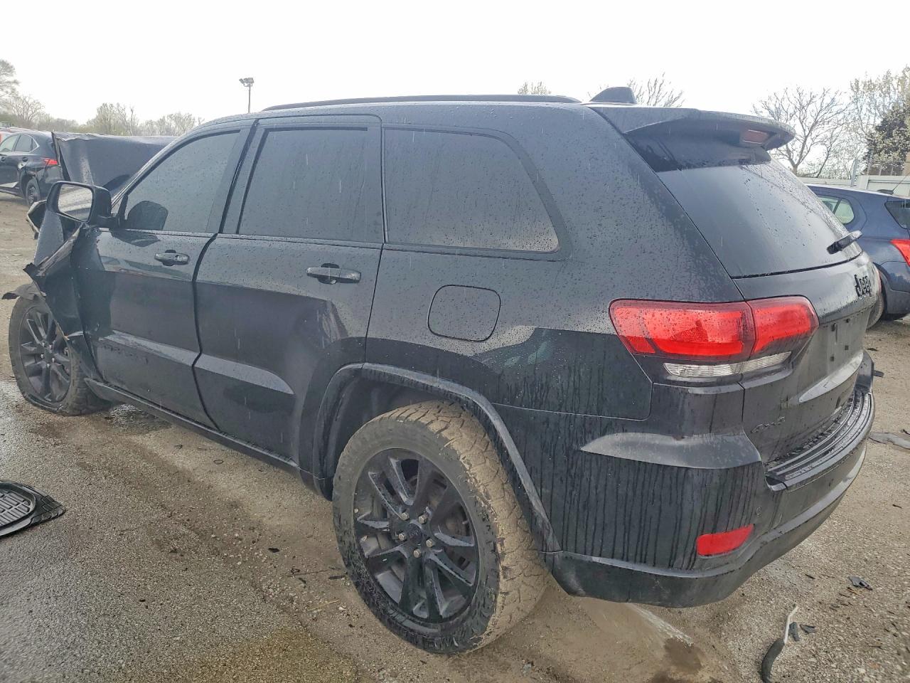 2020 Jeep Grand Cherokee Laredo - zdjęcie 2