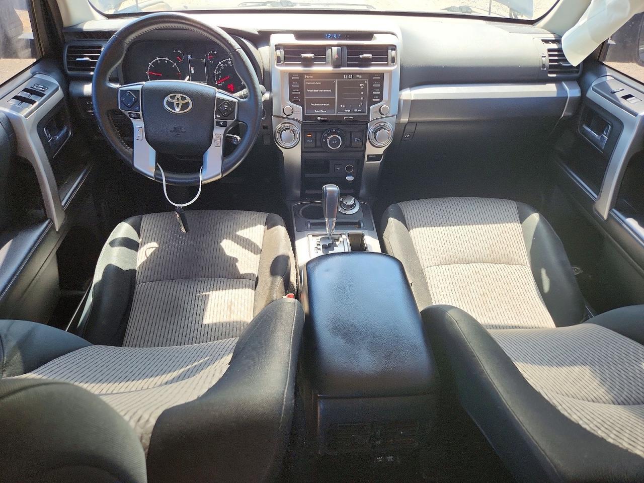 2021 Toyota 4Runner Sr5 - zdjęcie 8