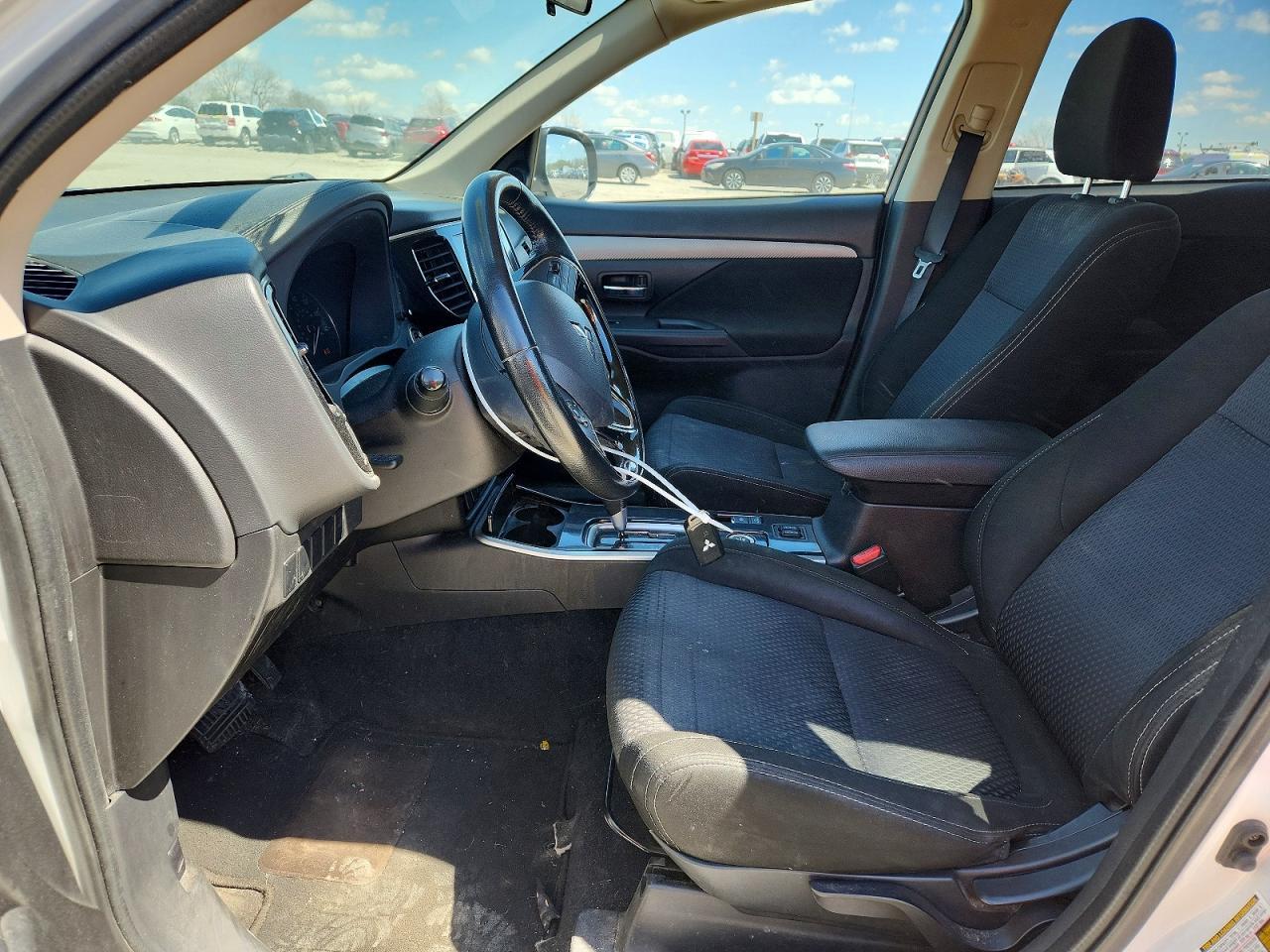 2018 Mitsubishi Outlander Se - zdjęcie 7