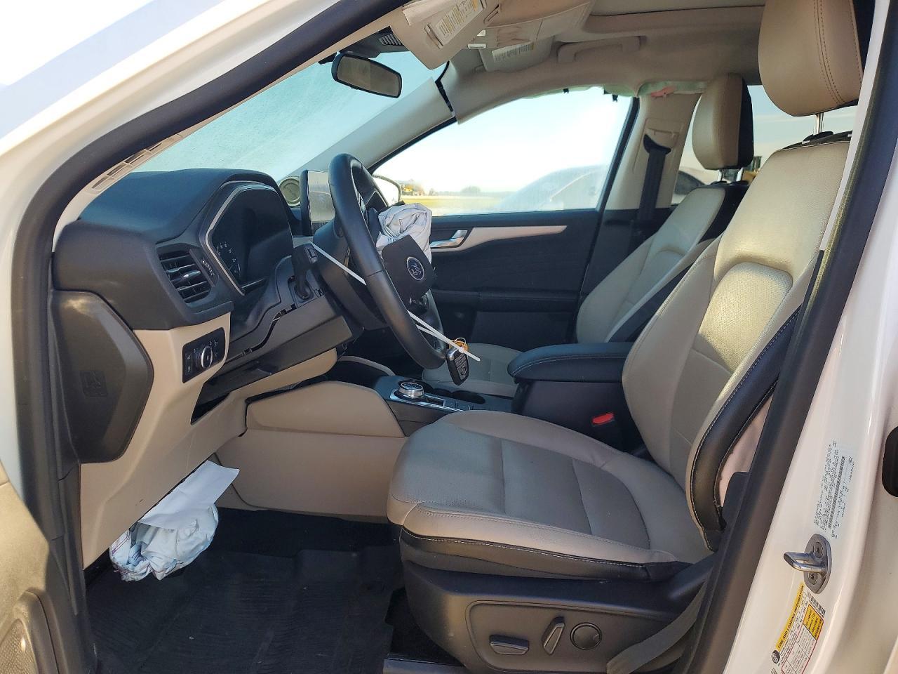 2022 Ford Escape Sel - zdjęcie 7