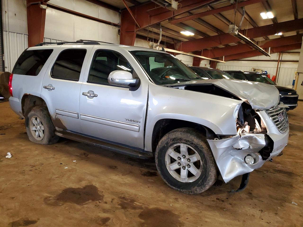 2013 GMC Yukon Sle - zdjęcie 4
