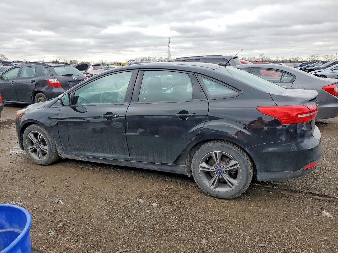 2018 Ford Focus Se - zdjęcie 2