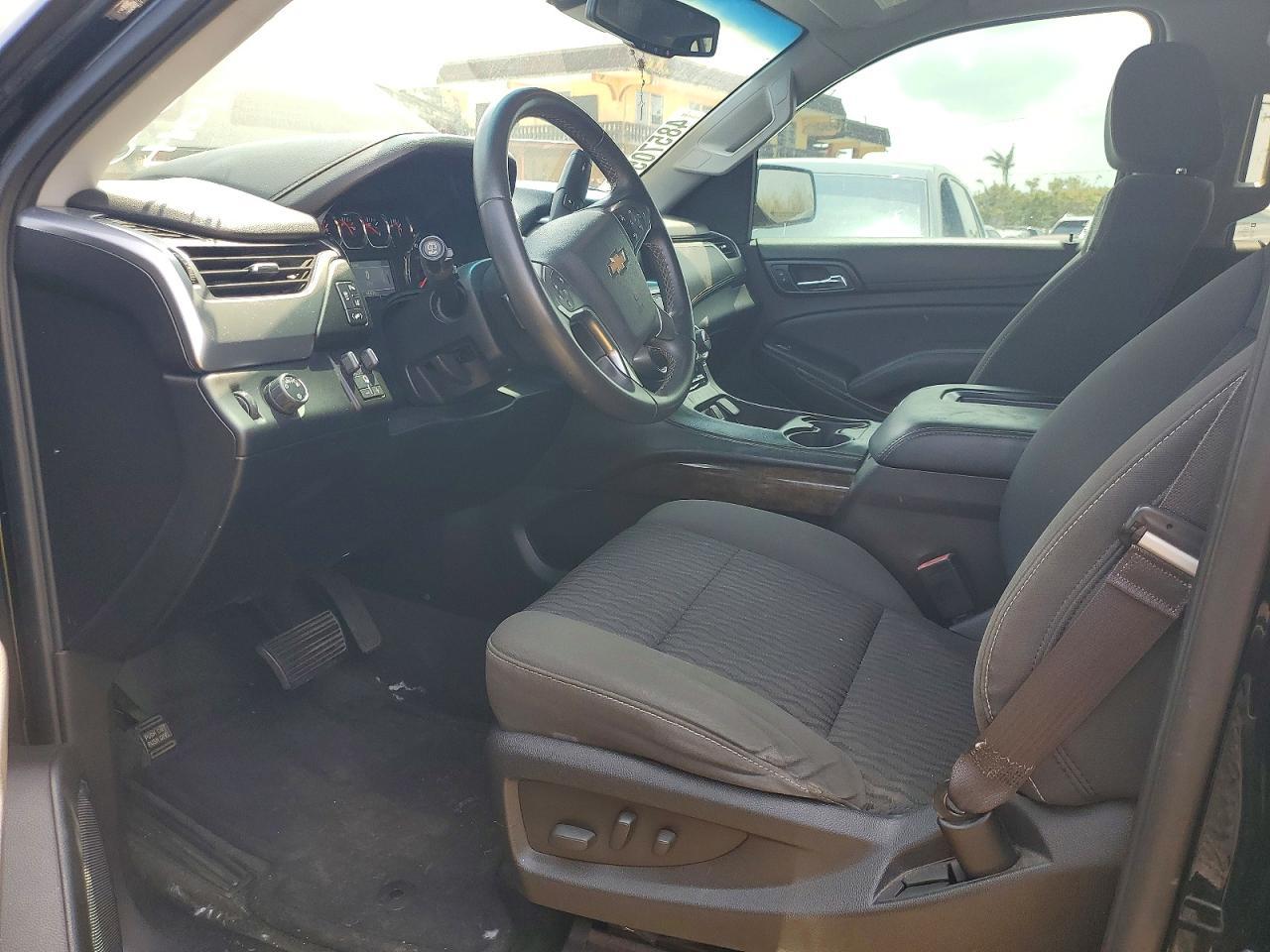 2015 Chevrolet Tahoe C1500 Ls - zdjęcie 7