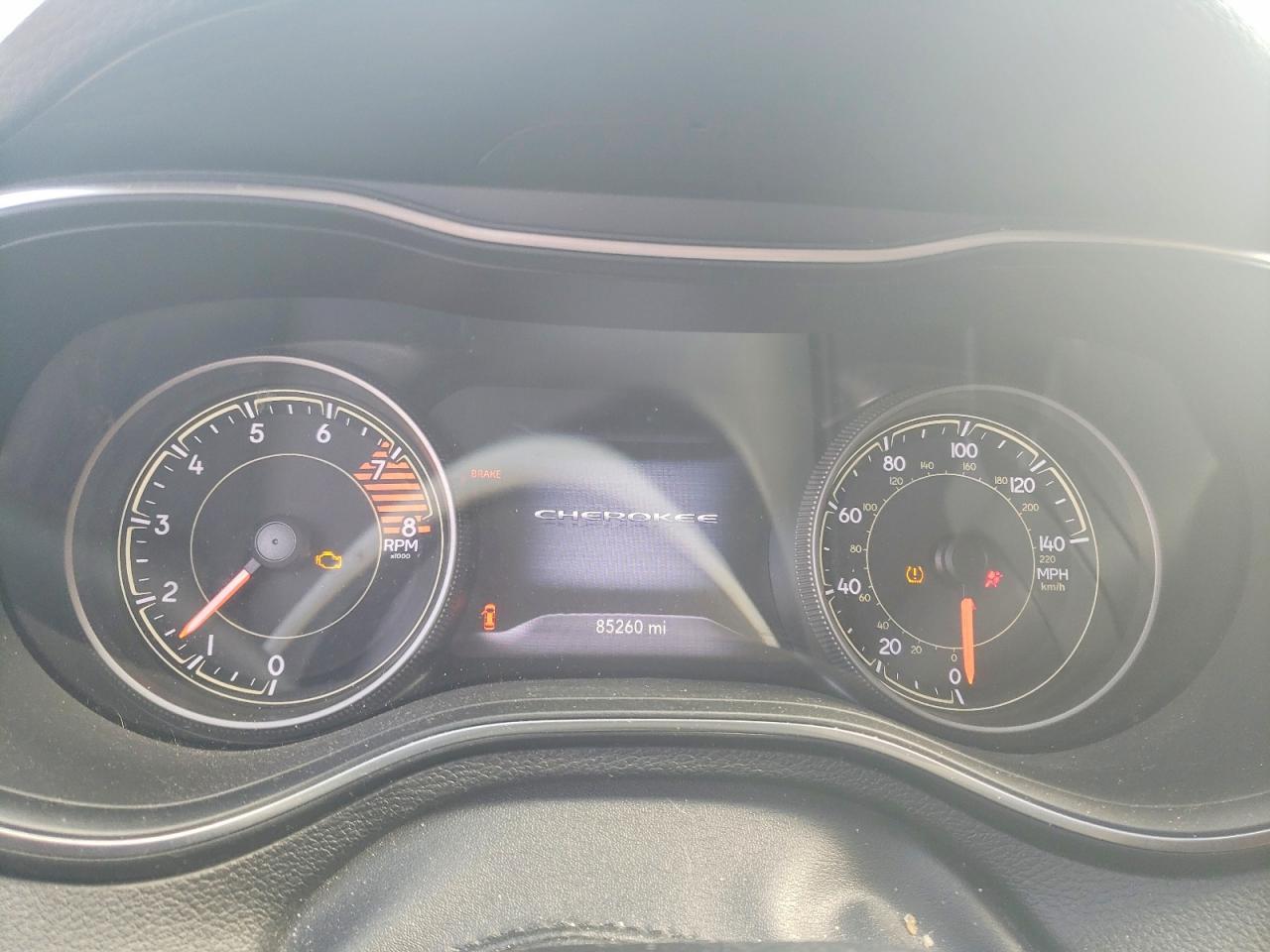 2019 Jeep Cherokee Trailhawk - zdjęcie 9